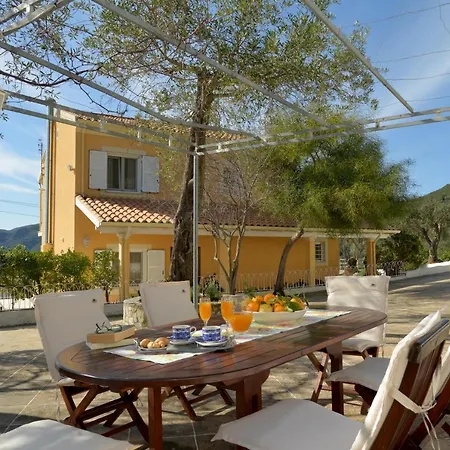 Villa Ef Zin Serenity Meets Comfort *